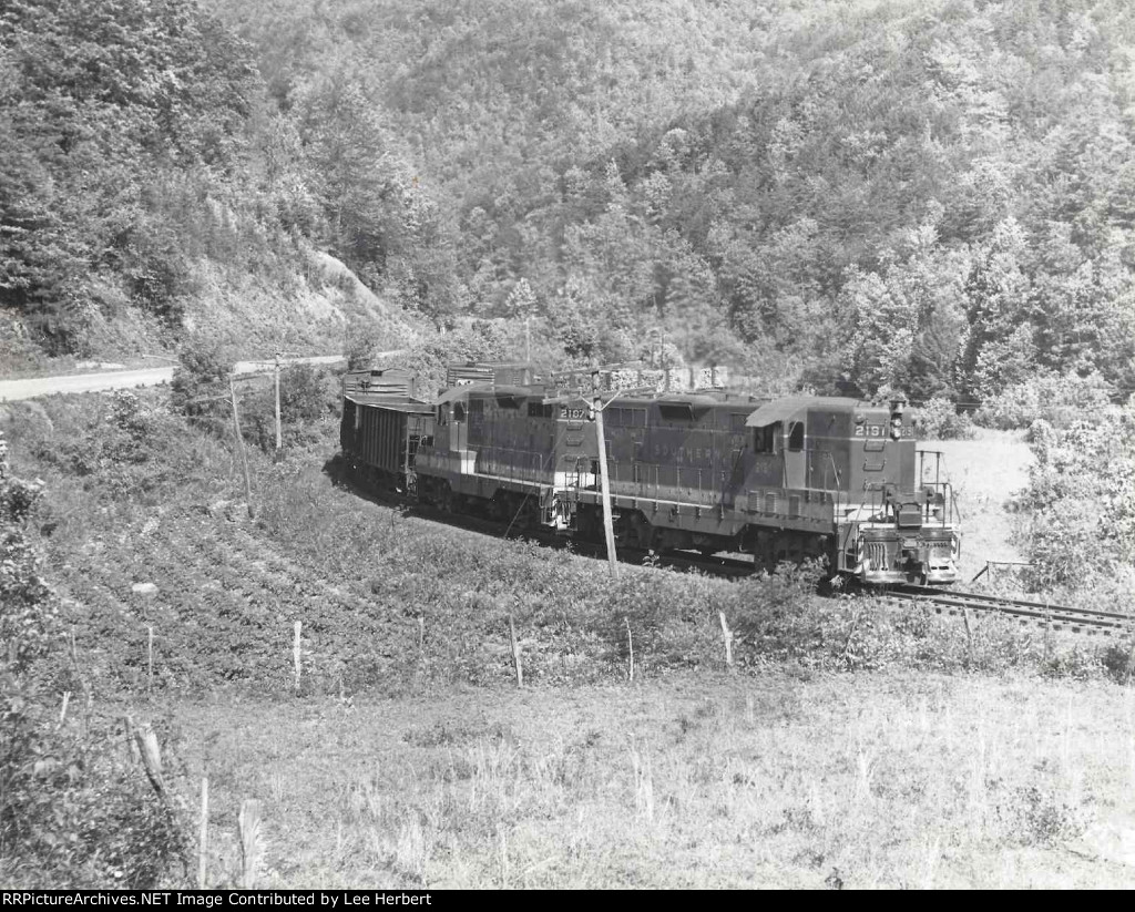 SOU 2191 on on the Murphy Branch
